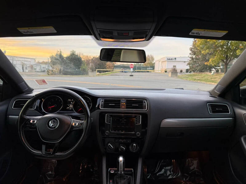 2016 Volkswagen Jetta 1.8T Sport