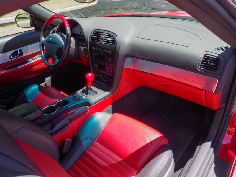 2002 Ford Thunderbird Deluxe
