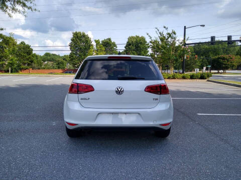 2016 Volkswagen Golf TSI S