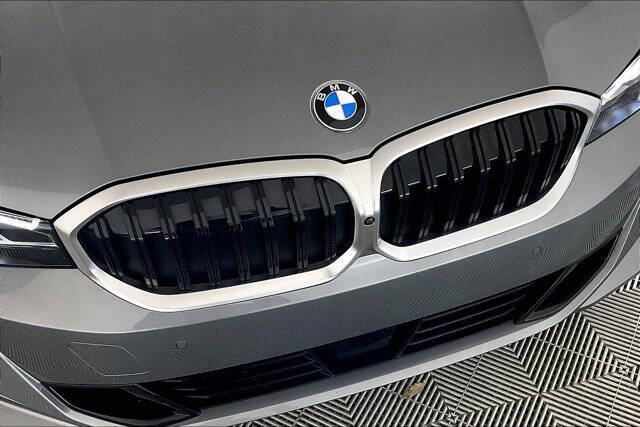 2025 BMW 3 Series 330i xDrive