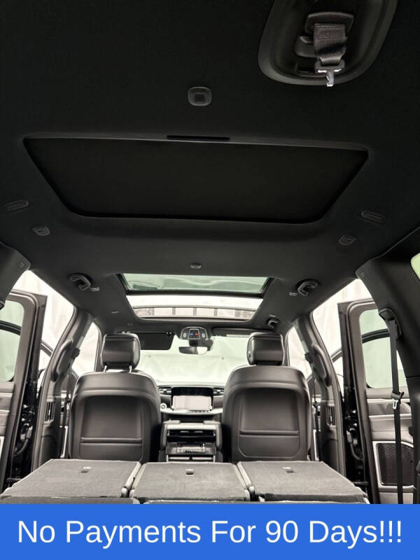 2025 Jeep Wagoneer L Series III