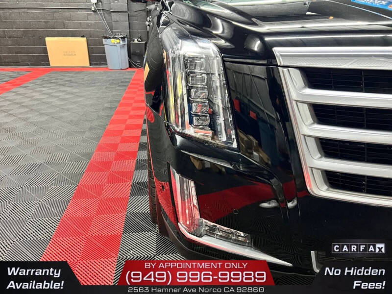 2017 Cadillac Escalade ESV Premium Luxury