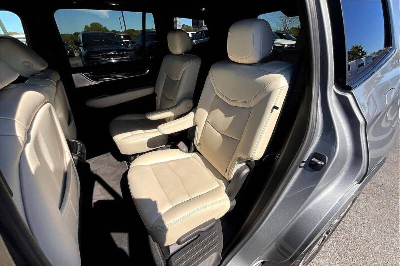 2023 Cadillac XT6 Sport