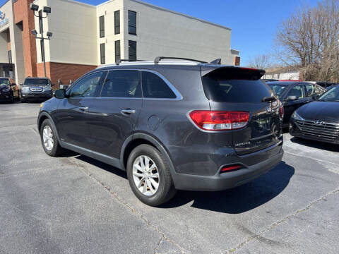 2017 Kia Sorento LX