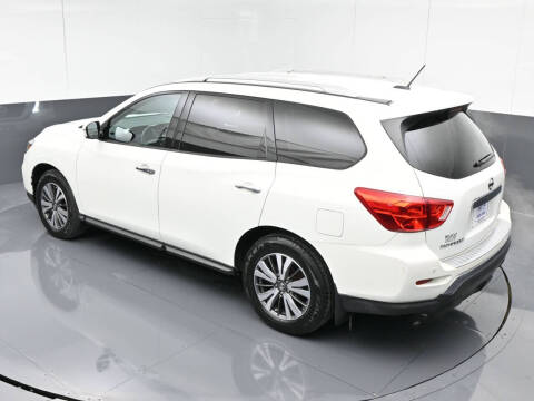 2017 Nissan Pathfinder