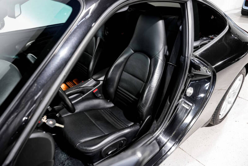 2004 Porsche 911 Carrera