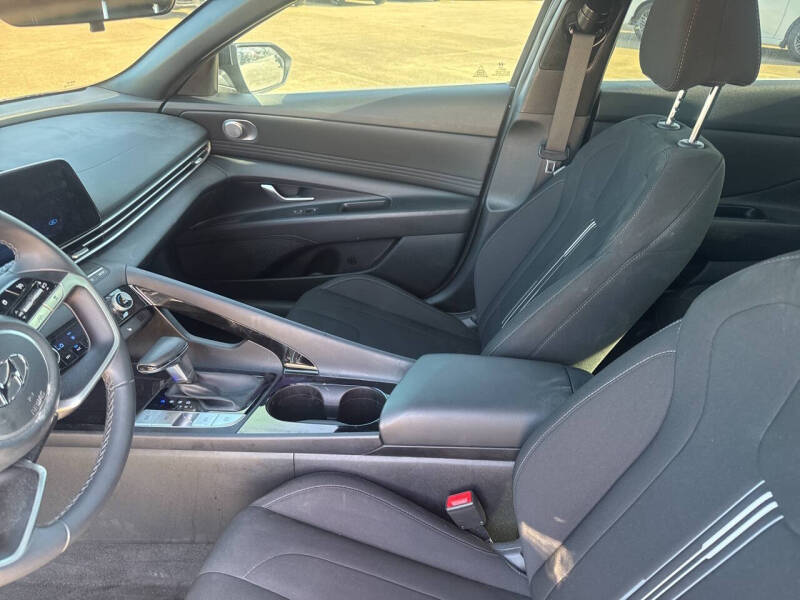 2023 Hyundai Elantra