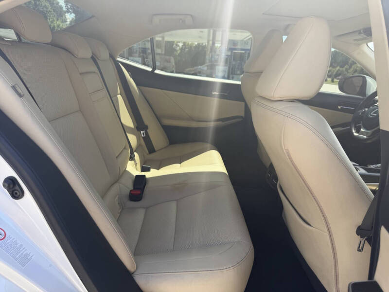 2016 Lexus IS 200t