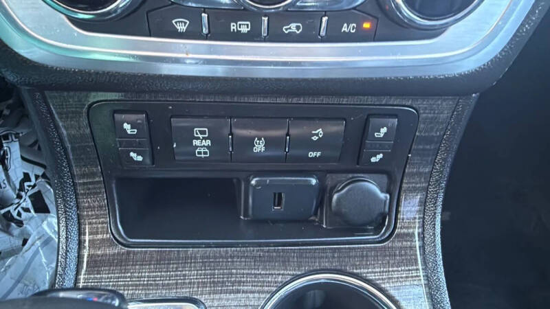 2016 GMC Acadia SLT-1