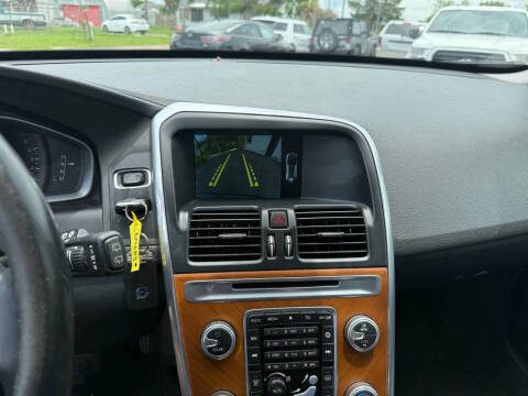 2017 Volvo XC60 T5 Inscription