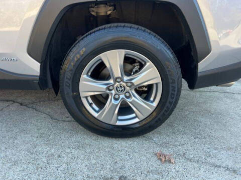 2023 Toyota RAV4 Hybrid LE