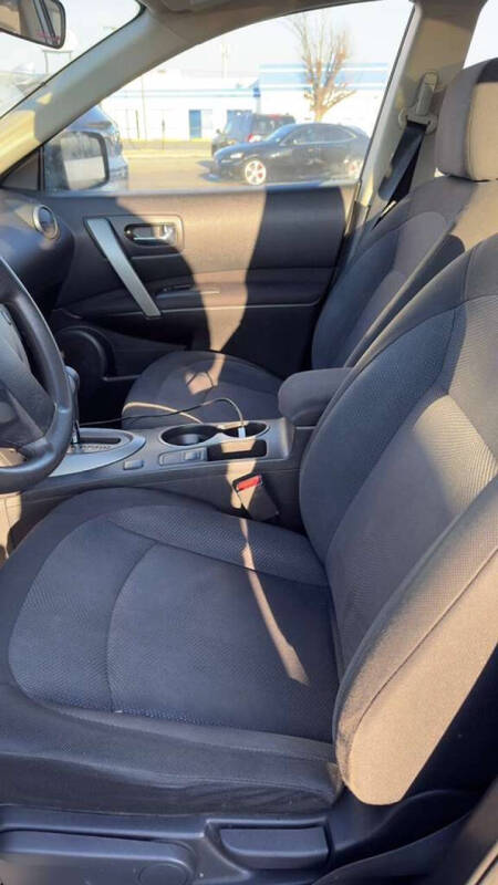 2012 Nissan Rogue S