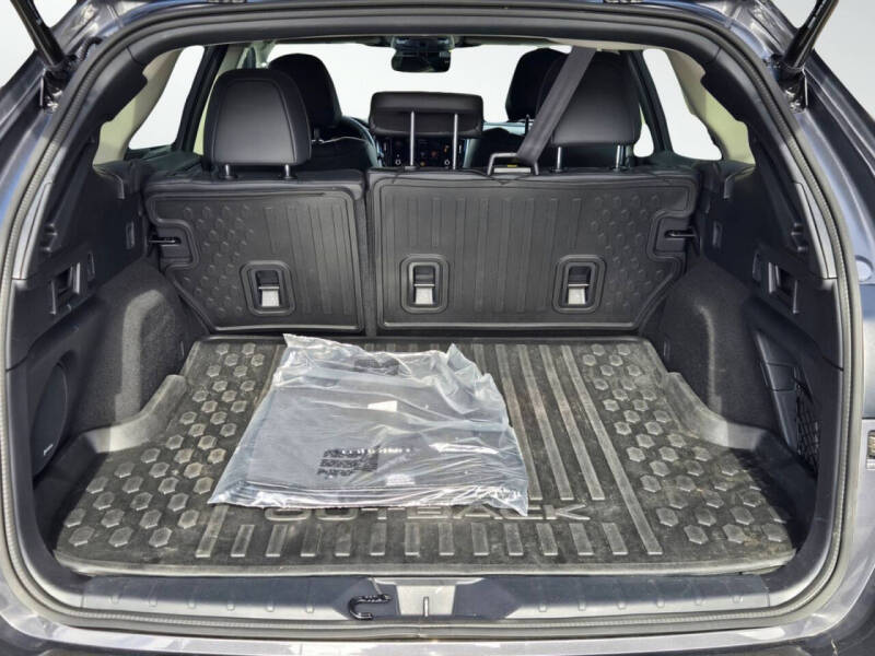 2024 Subaru Outback Touring XT