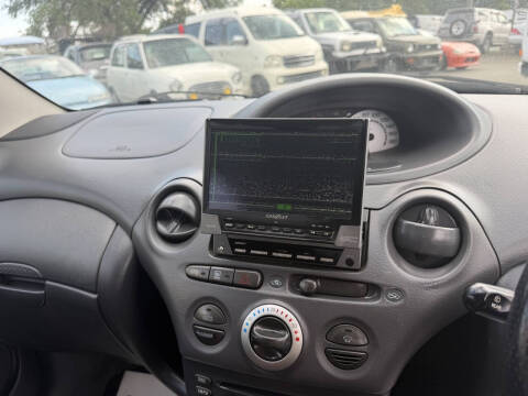 2000 Toyota Vitz