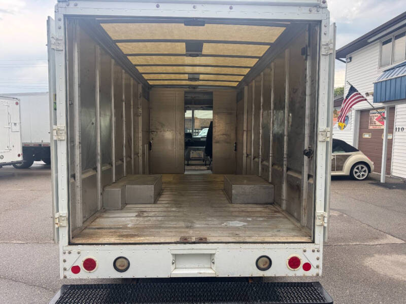 2013 Ford E-Series E-350 SD