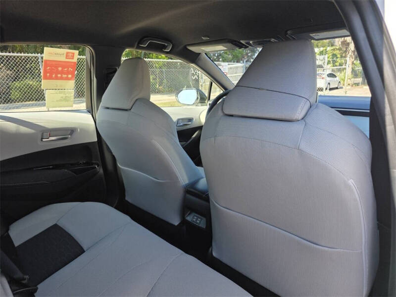 2026 Toyota Corolla Hatchback SE