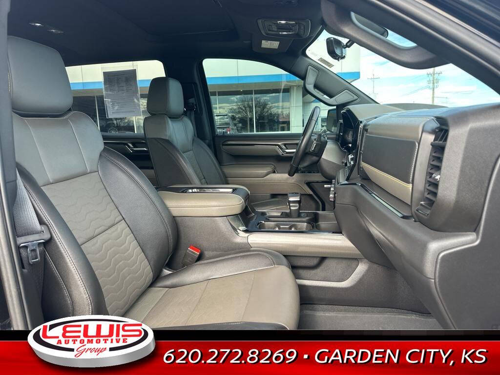 2022 Chevrolet Silverado 1500 for sale at Lewis Chevrolet of Garden City in Garden City, KS