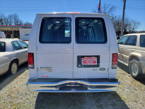 2014 Ford E-Series E-250