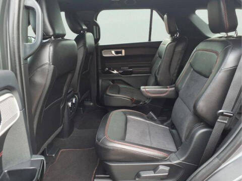2024 Ford Explorer ST-Line
