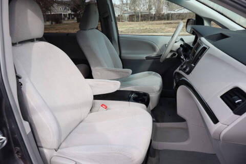 2012 Toyota Sienna