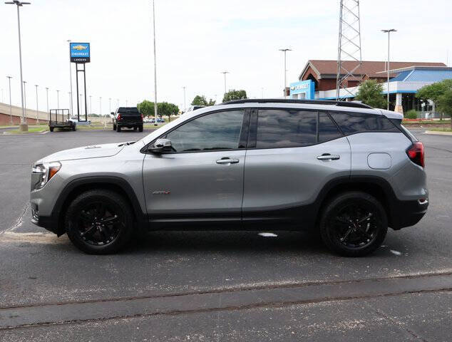 2024 GMC Terrain AT4