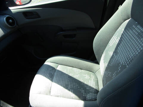 2015 Chevrolet Sonic LS Auto