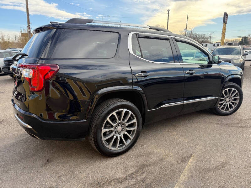 2020 GMC Acadia Denali