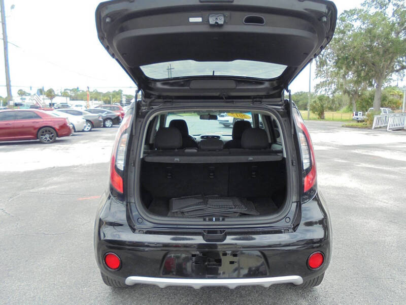 2017 Kia Soul +