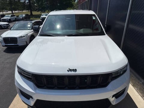 2024 Jeep Grand Cherokee Altitude