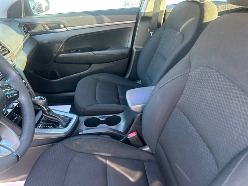 2020 Hyundai Elantra