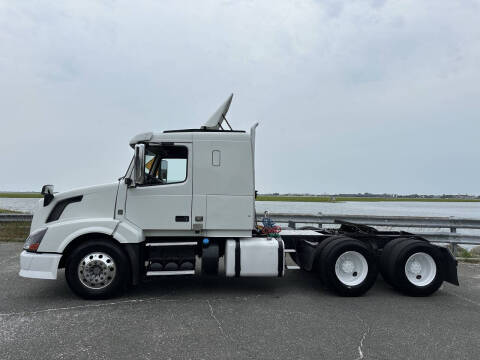 2016 Volvo VNL