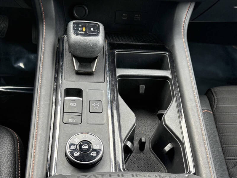 2023 Nissan Pathfinder Rock Creek