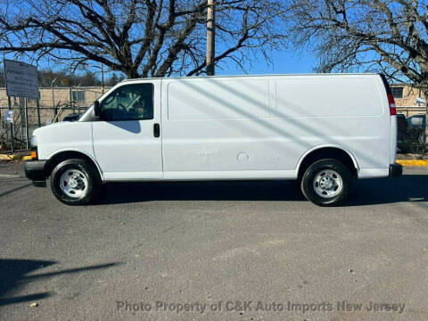 2021 Chevrolet Express 2500