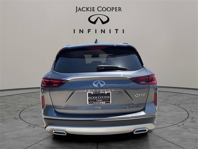 2025 Infiniti QX50 Luxe