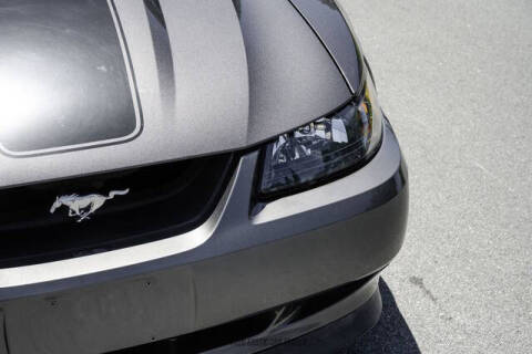 2003 Ford Mustang Mach 1 Premium