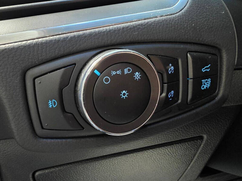 2023 Ford Edge Titanium