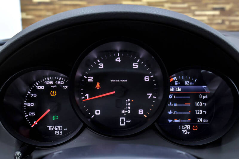 2017 Porsche 718 Cayman