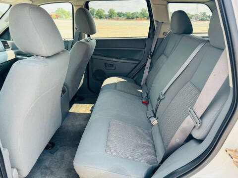 2007 Jeep Grand Cherokee Laredo