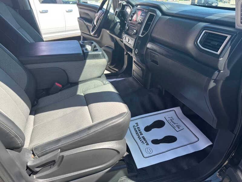 2017 Nissan Titan XD