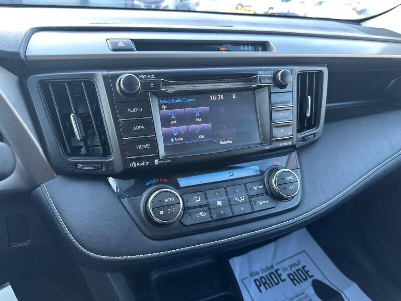 2017 Toyota RAV4 XLE