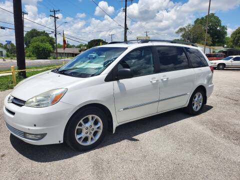 2004 Toyota Sienna for sale at Car King in San Antonio TX