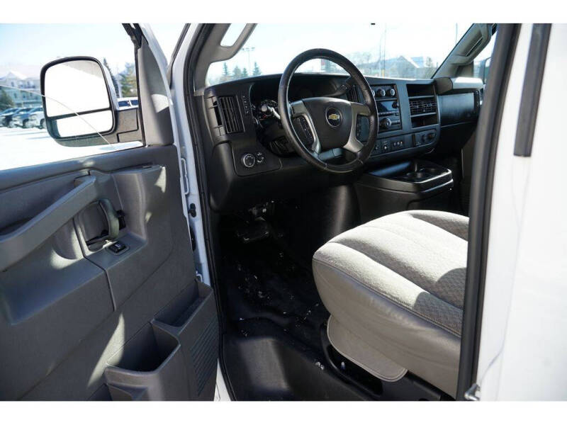 2017 Chevrolet Express LS 2500