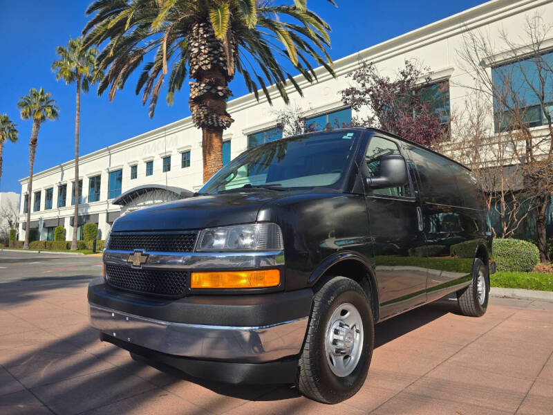 2017 Chevrolet Express 2500