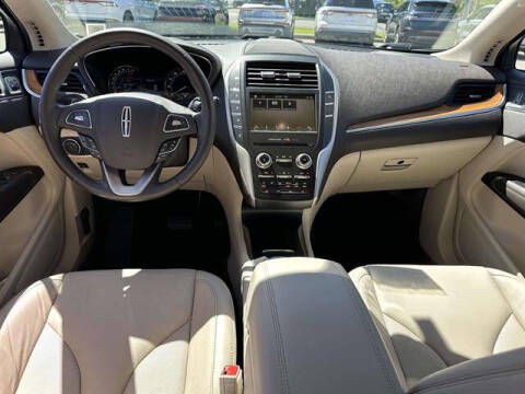 2017 Lincoln MKC Select