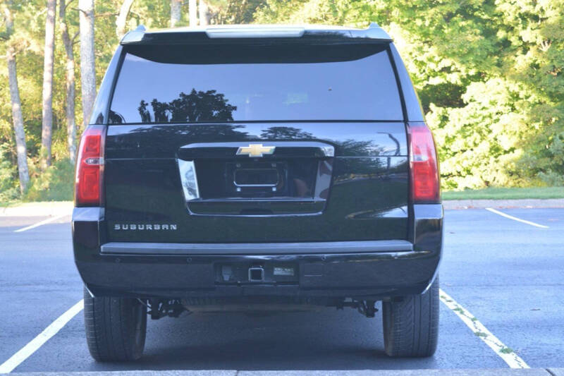 2017 Chevrolet Suburban LT