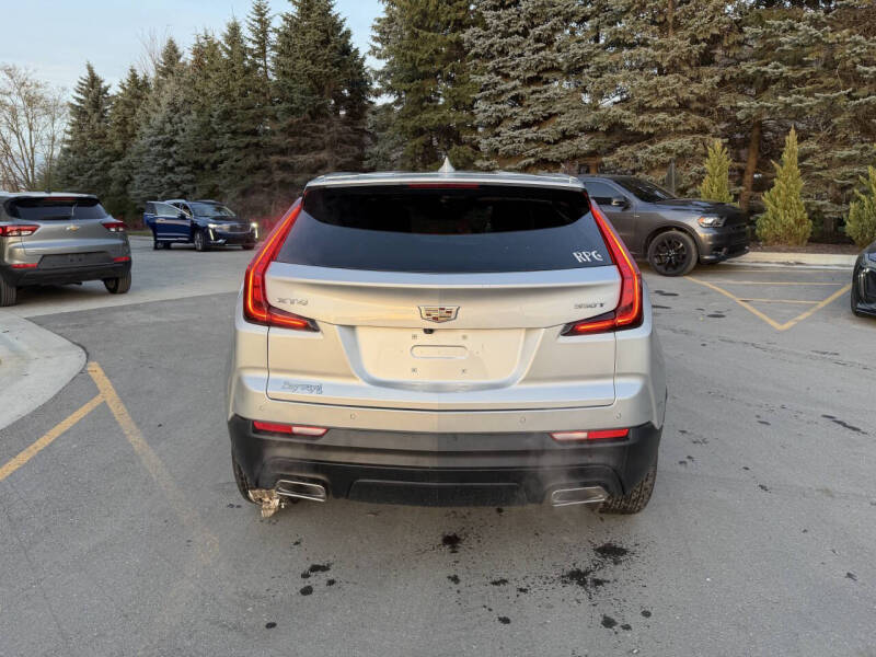 2022 Cadillac XT4 Luxury
