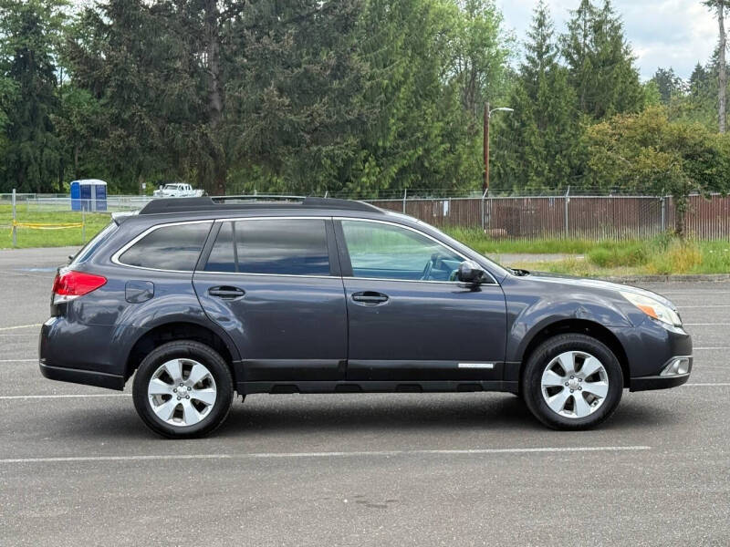 2011 Subaru Outback 2.5i Premium