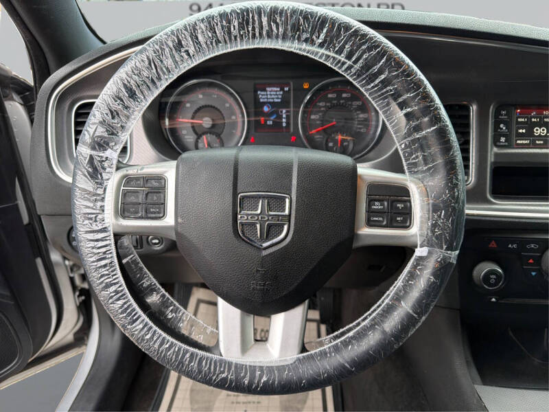 2012 Dodge Charger SE