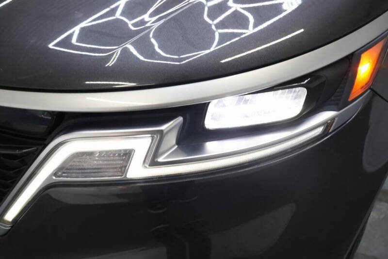 2022 Kia Carnival EX