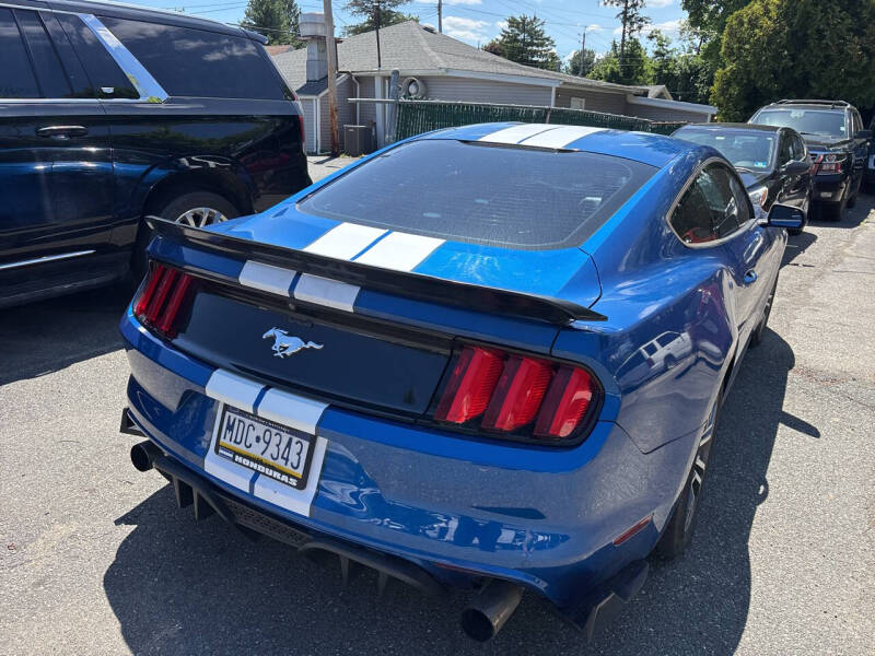2017 Ford Mustang EcoBoost Premium